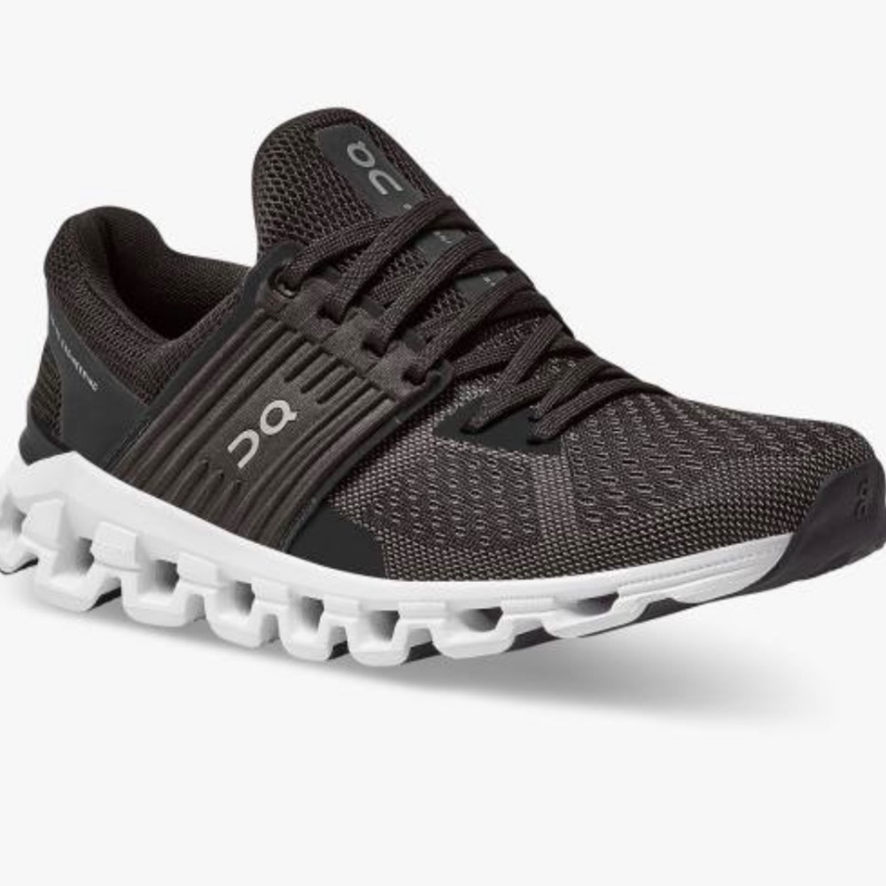 On Running Cloudswift Training Shoes
